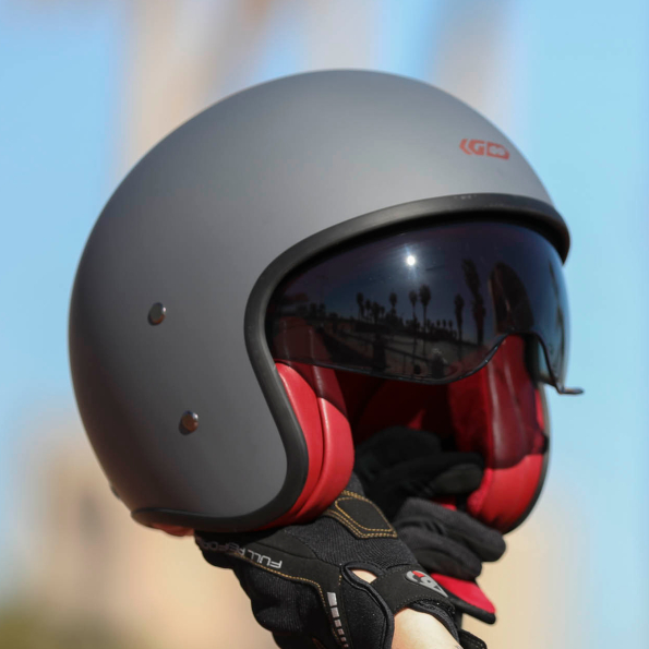 Cascos Jet